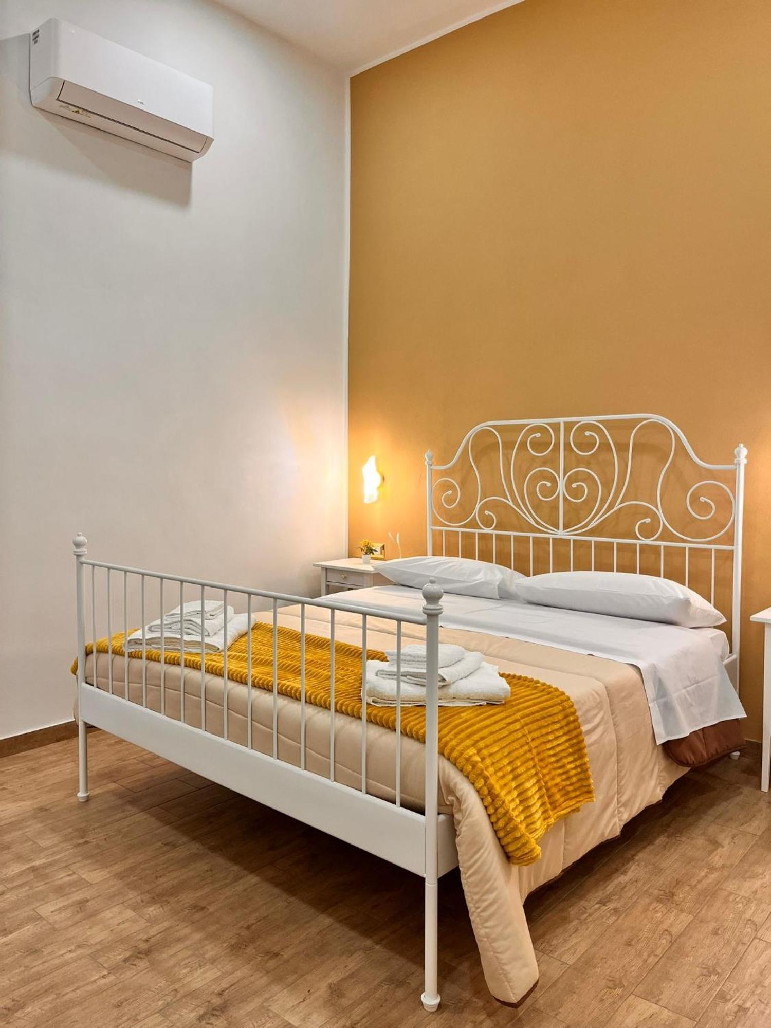 La Dimora Del Principe Apartment Naples Exterior photo
